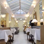 Maison Mère