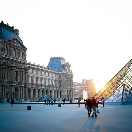 Maison Mere Paris